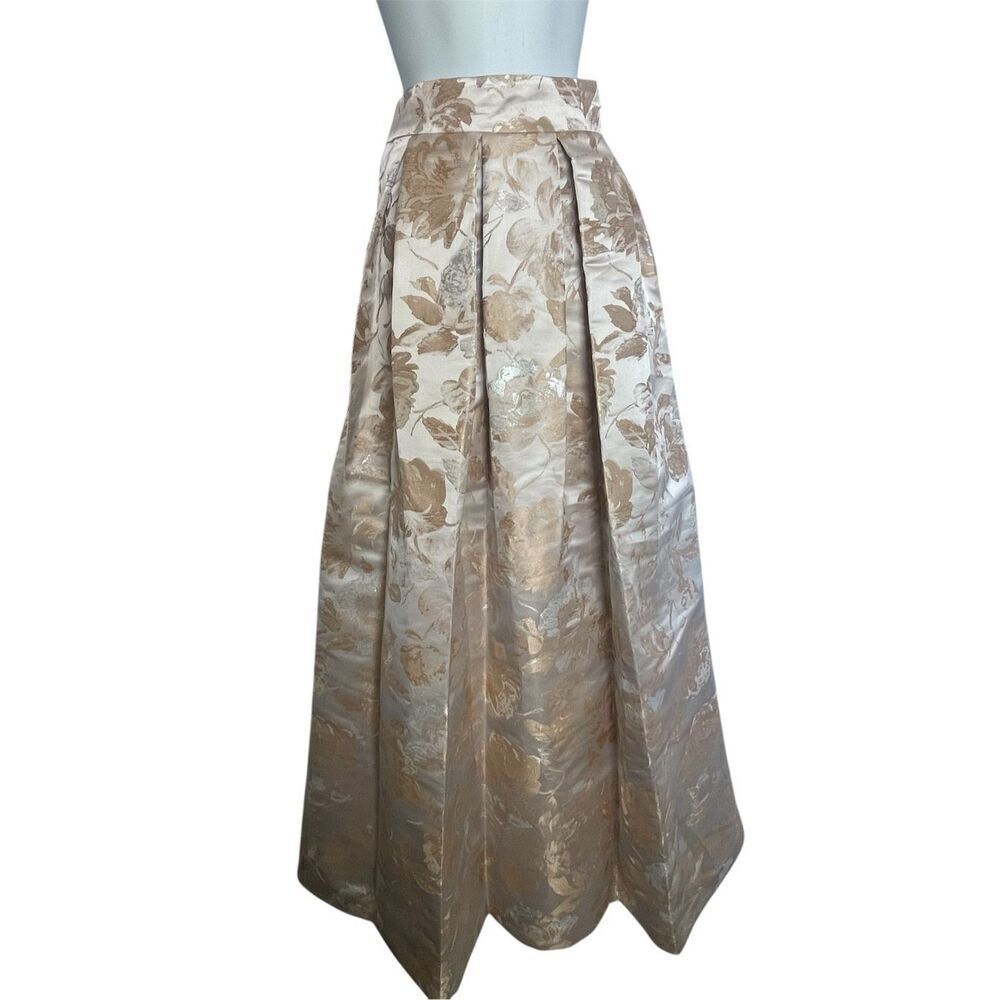 Eliza J Ball Gown Maxi Skirt Gold Cream Floral Brocade - Picture 2 of 6